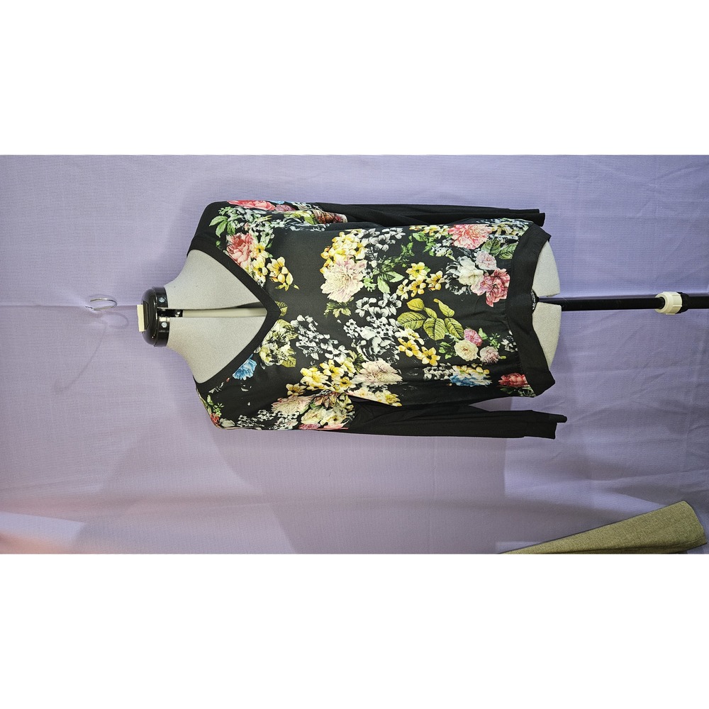 Single, Black, Multi, Top, Size: S